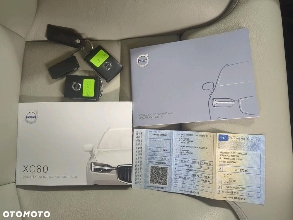Volvo XC 60 D4 Momentum - 12