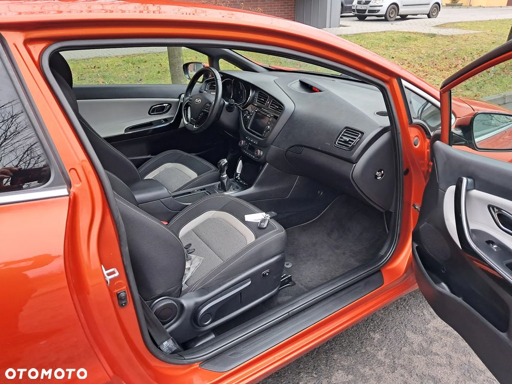 Kia ProCeed 1.6 GDI Spirit - 11