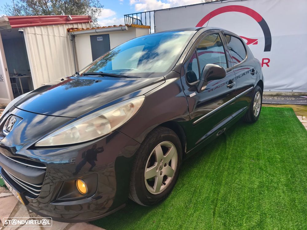 Peugeot 207 1.4 HDi Premium - 30