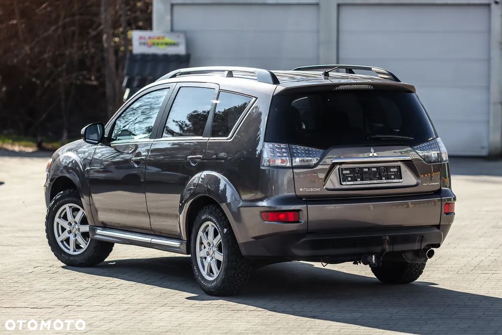 Mitsubishi Outlander 2.0 2WD - 11