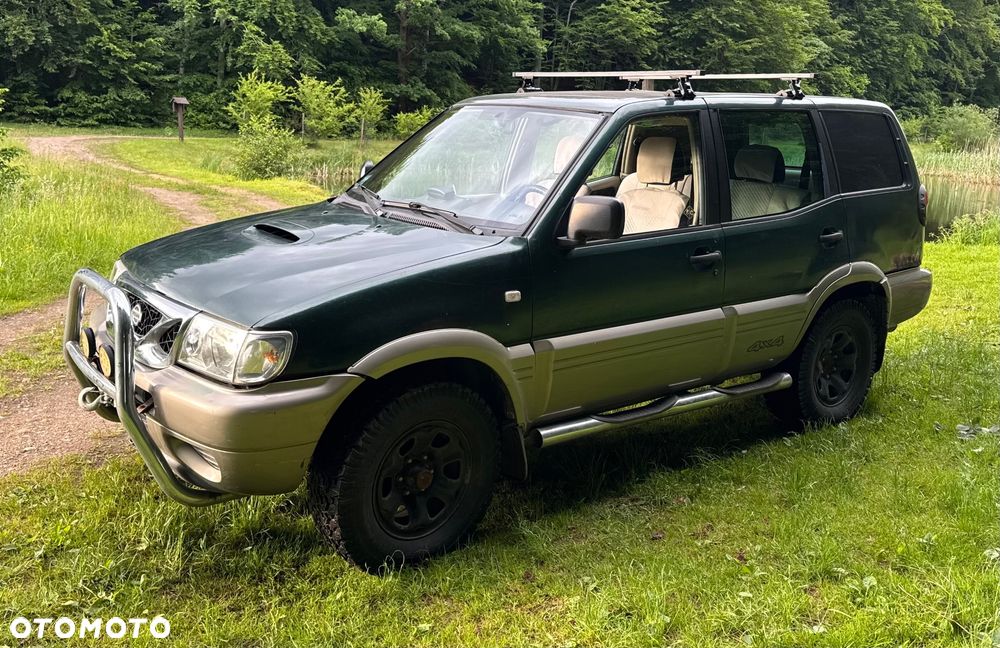 Nissan Terrano 2.7 TDi Elagance - 9