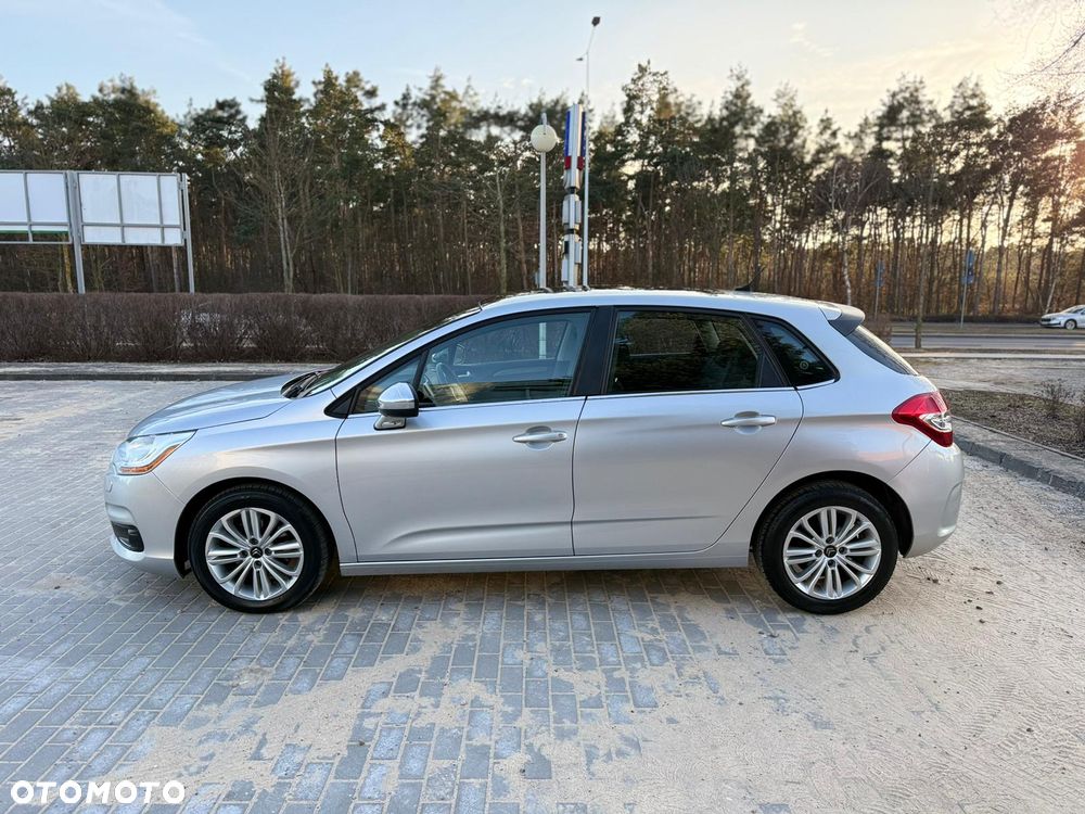 Citroën C4 e-HDi 115 Exclusive - 26