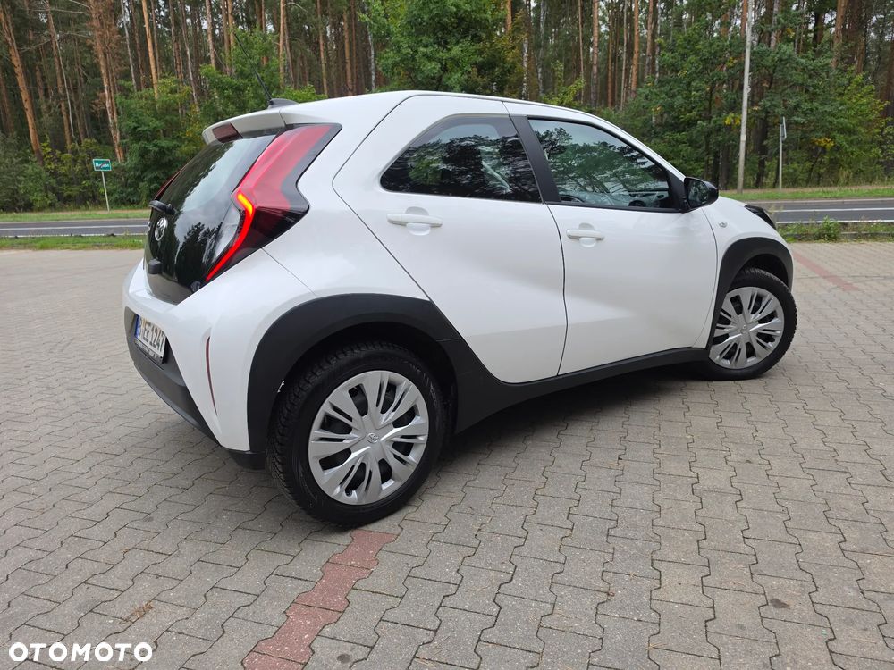 Toyota Aygo X x-shift x-cite - 16