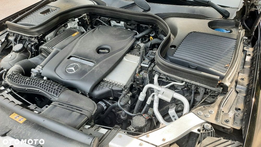 Mercedes-Benz GLC 250 4Matic 9G-TRONIC - 20