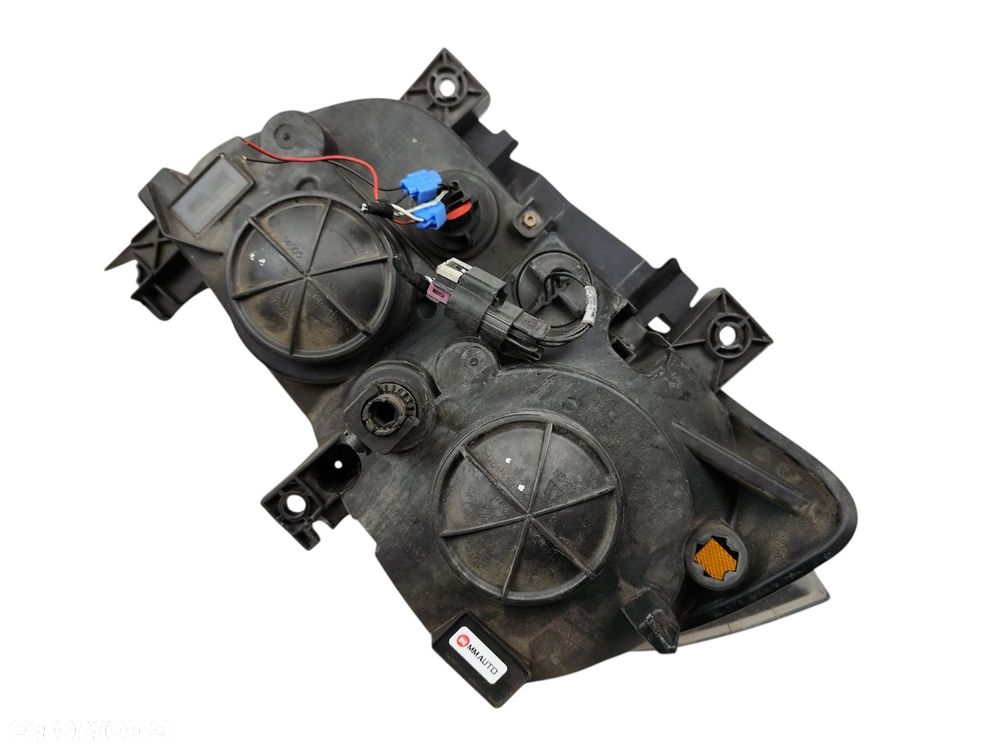 LAMPA LEWY PRZÓD DODGE CHARGER II (2010-2014) 3.6 296KM 57010411AA - 4