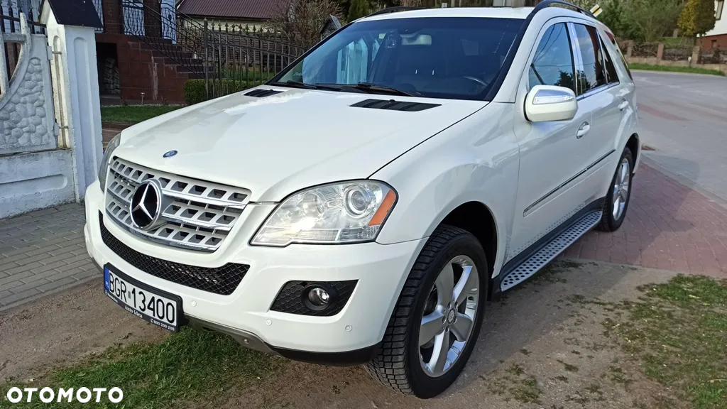 Mercedes-Benz ML 350 4-Matic - 3