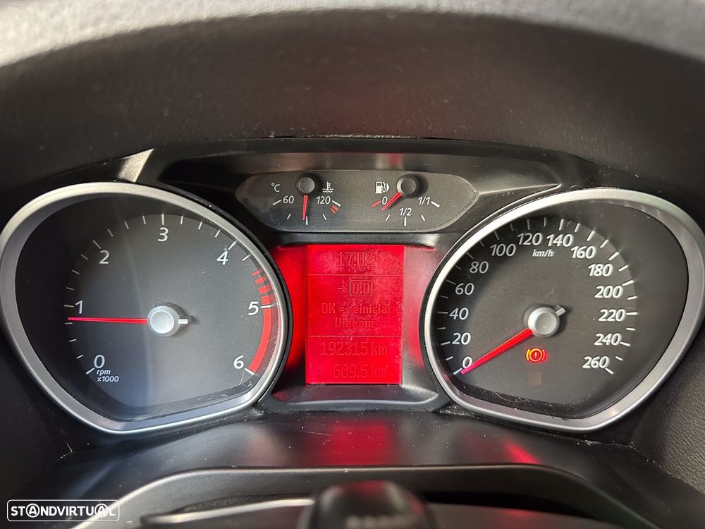 Ford S-Max 2.0 TDCi Titanium 7L - 25
