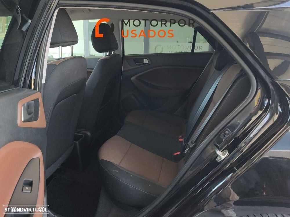 Hyundai i20 1.2 Comfort - 10
