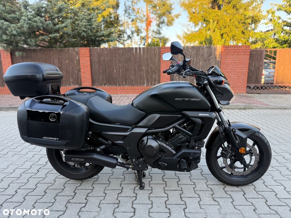 Honda CTX - 7