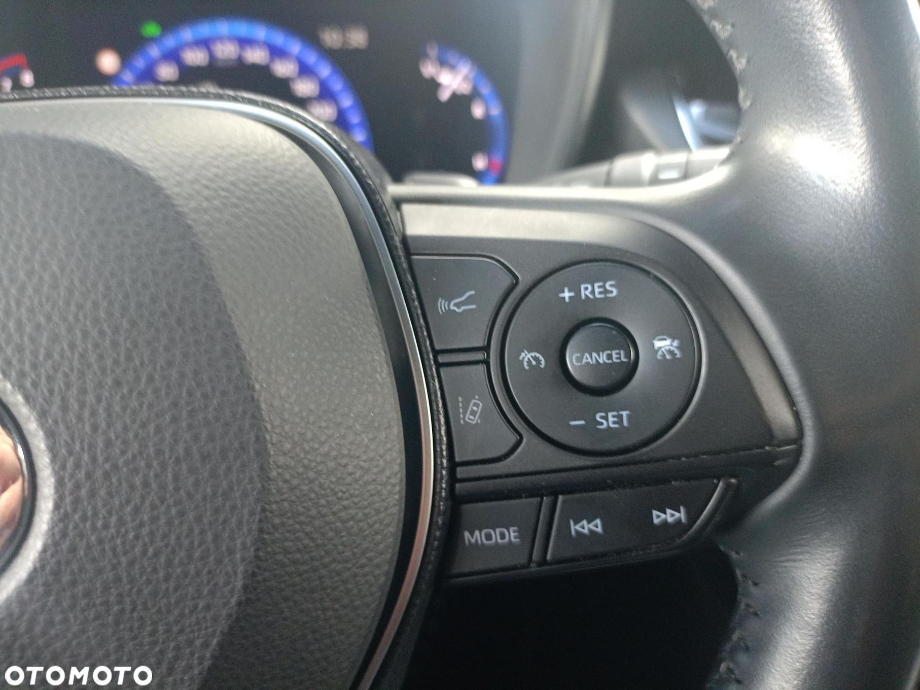 Toyota Corolla 2.0 Hybrid Comfort - 17