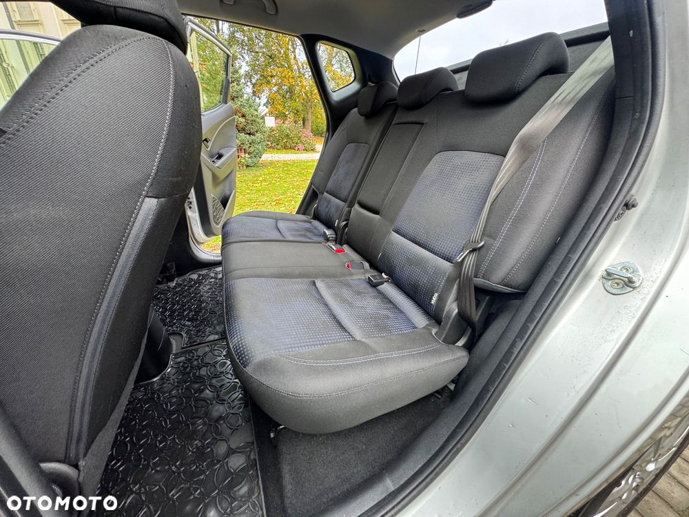 Hyundai ix20 - 28