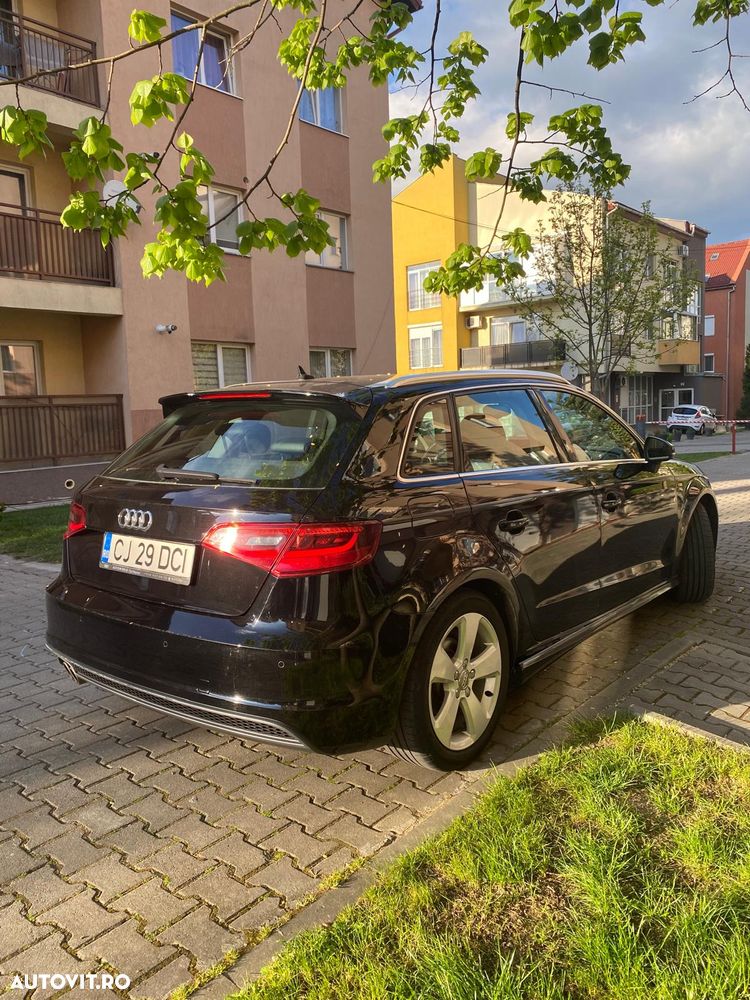 Audi A3 Sportback 2.0 TDI S line Sportpaket - 5