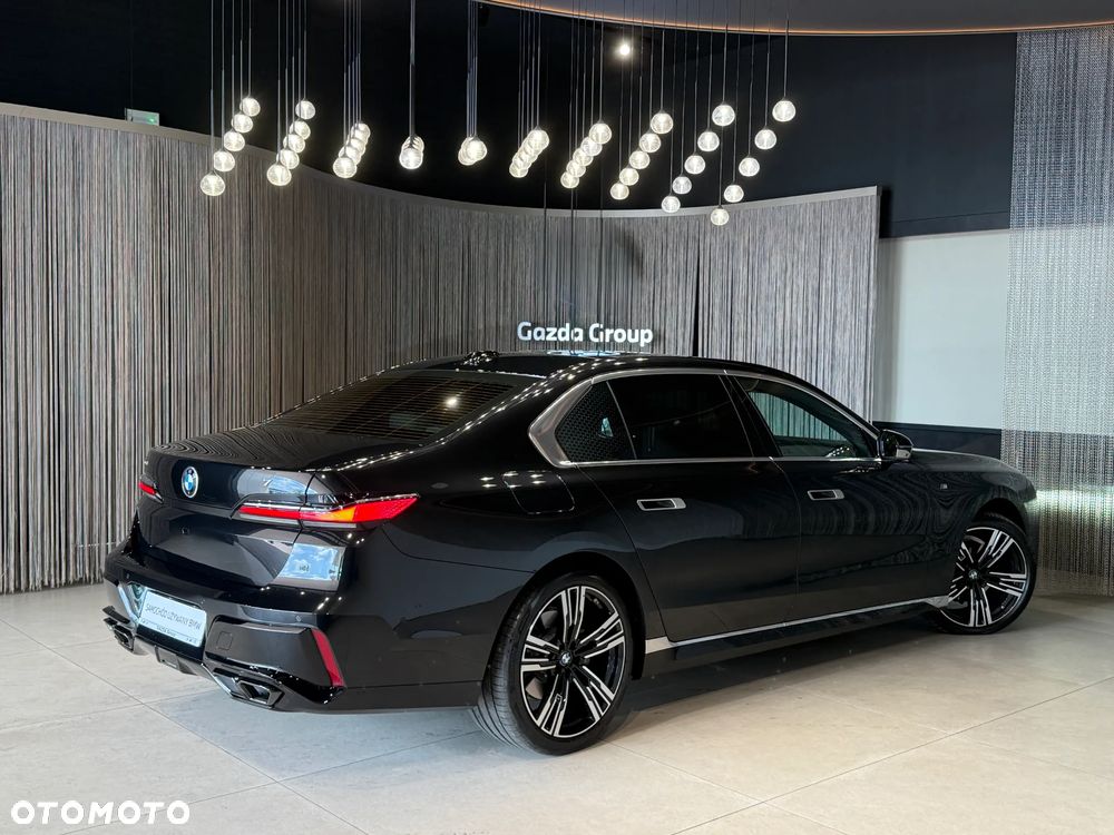 BMW Seria 7 740d xDrive mHEV sport - 8