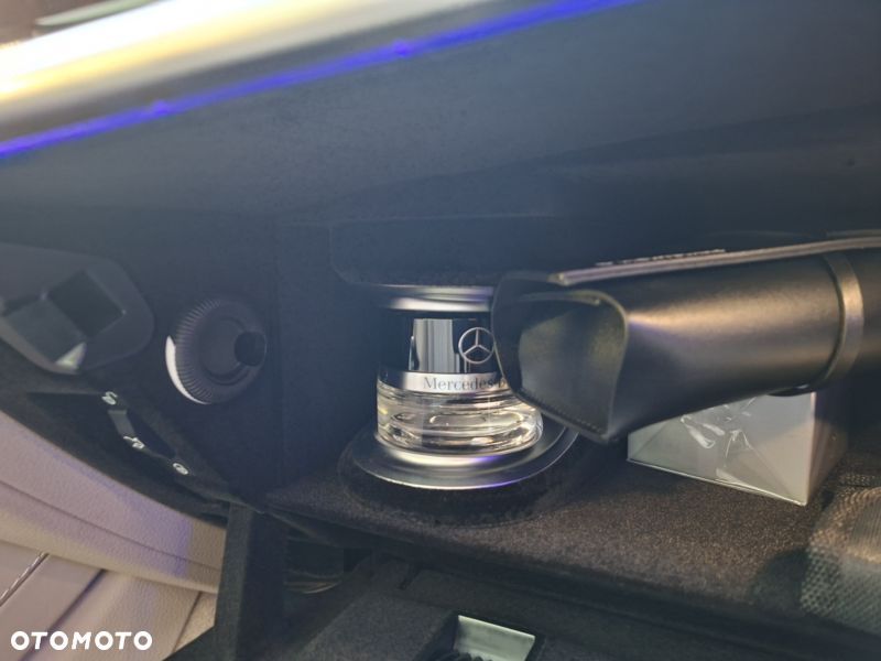 Mercedes-Benz Klasa S 560 L 4Matic 9G-TRONIC - 22