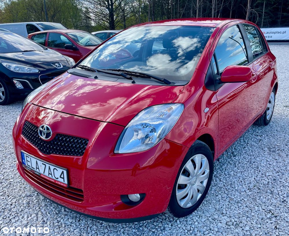 Toyota Yaris 1.3 Luna Hit - 2