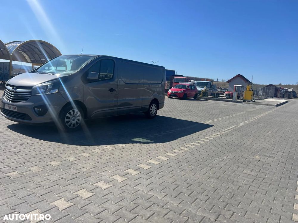 Opel VIVARO - 8