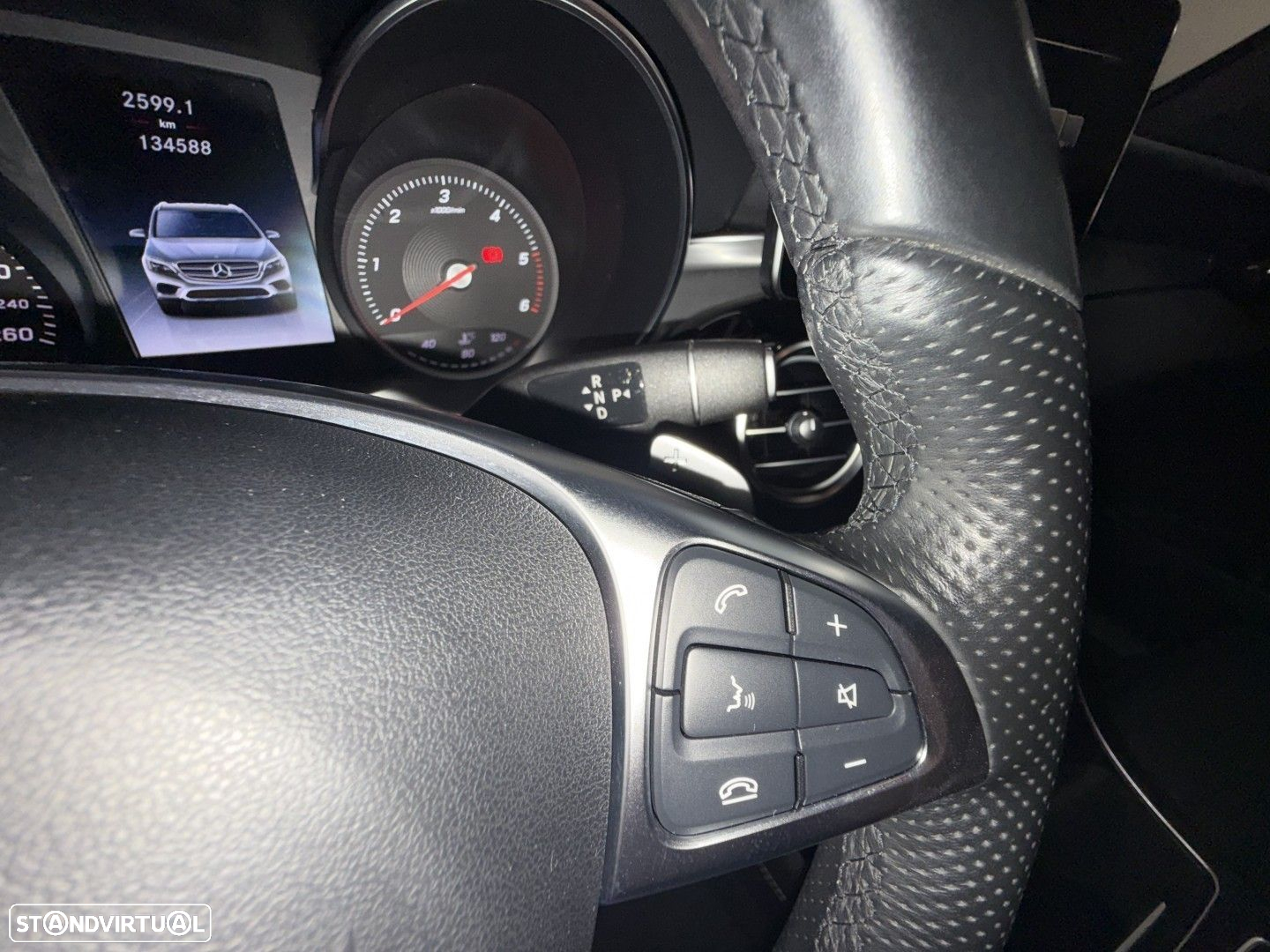 Mercedes-Benz GLC 250 d 4Matic 9G-TRONIC AMG Line - 19