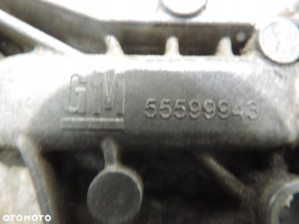 OPEL ASTRA K V MOKKA A 1.6CDTI CHŁODNICA OLEJU 55599943 - 4