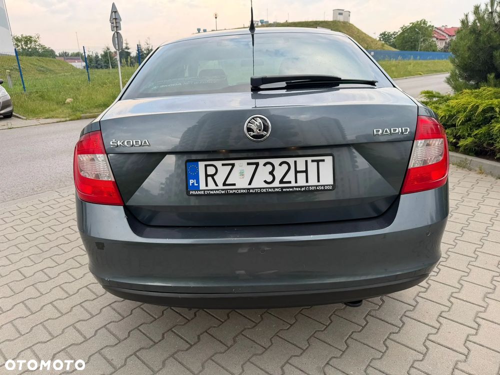 Skoda RAPID Spb 1.6 TDI DPF Elegance Max - 16