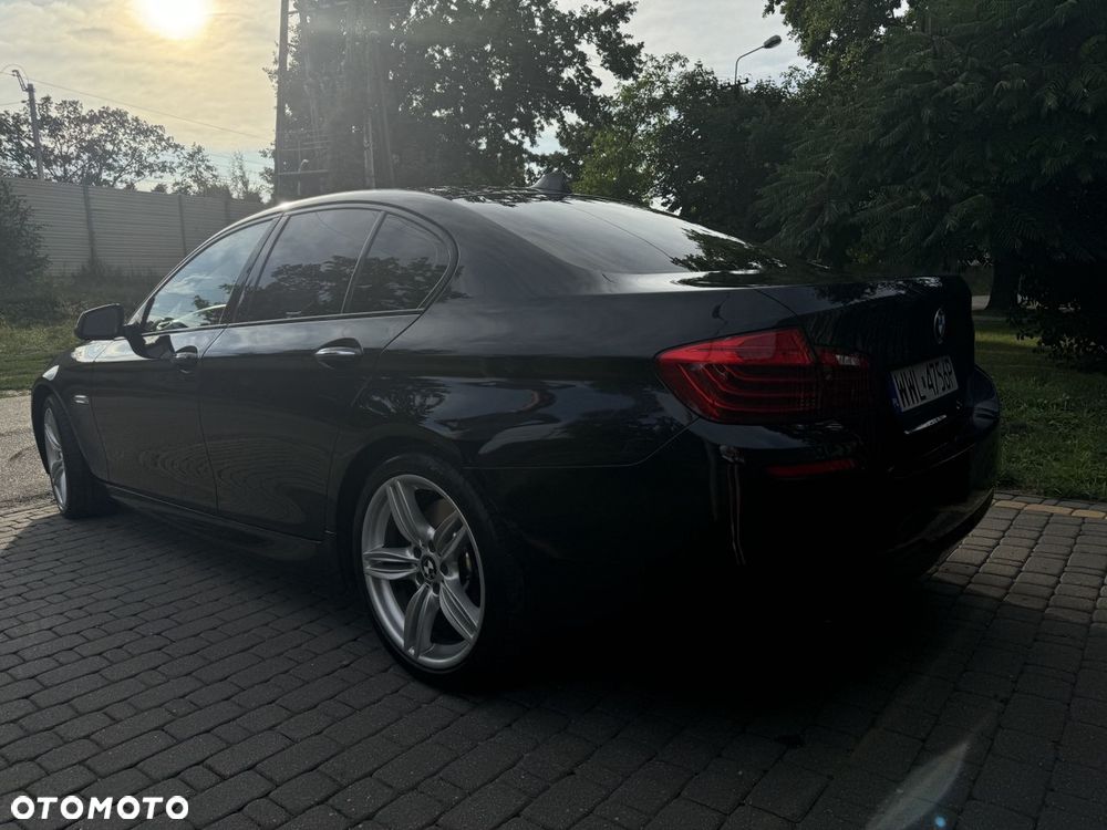 BMW Seria 5 550i xDrive Luxury Line - 4