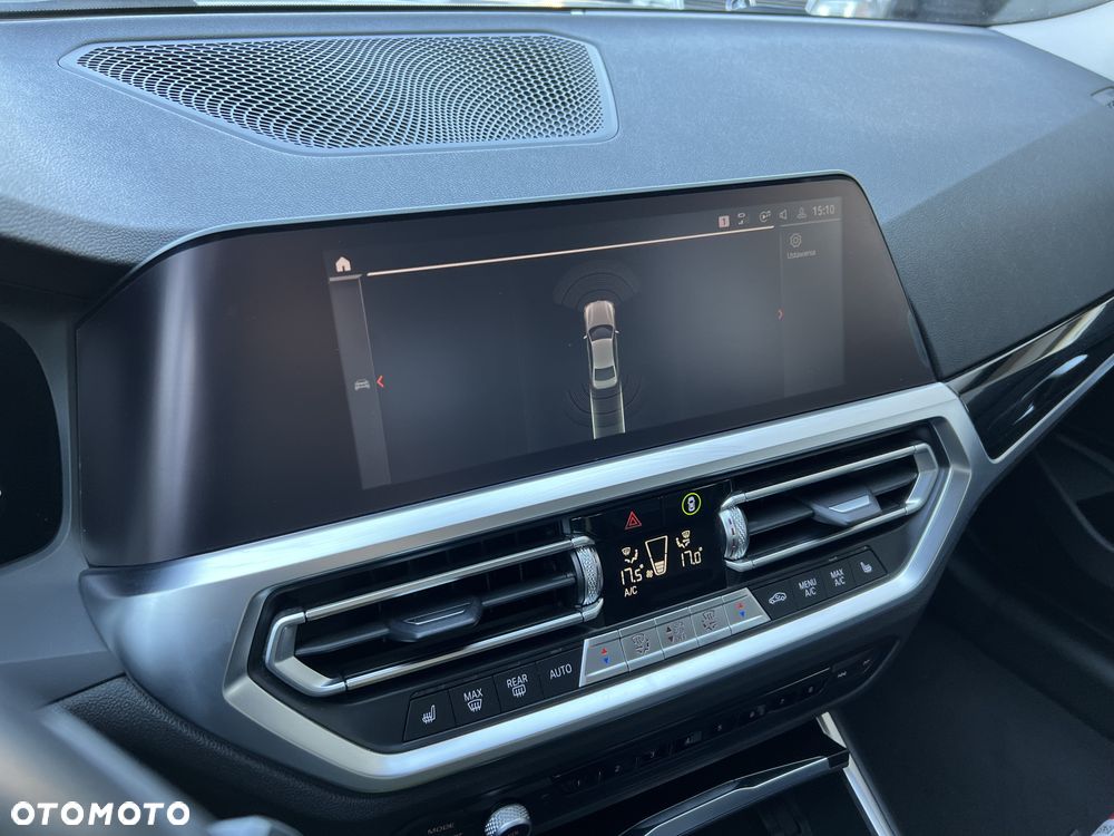 BMW Seria 3 320d xDrive Sport Line - 18