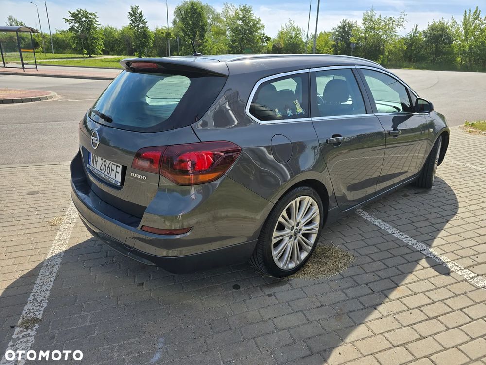 Opel Astra 1.4 T Sport - 11