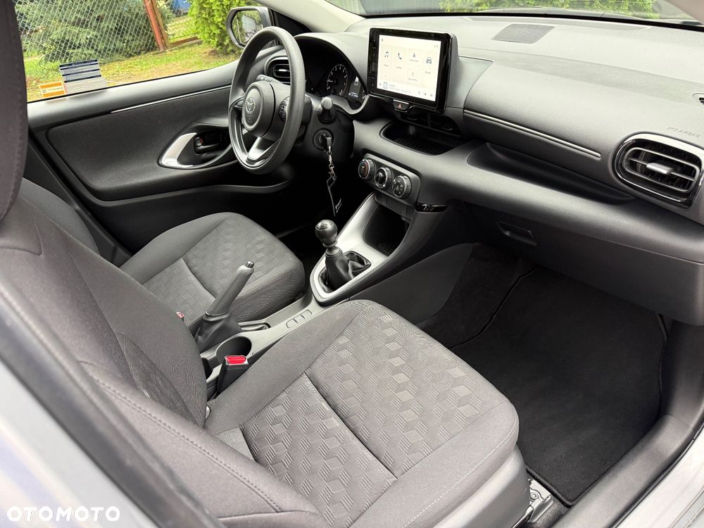 Toyota Yaris 1.5 Active - 10