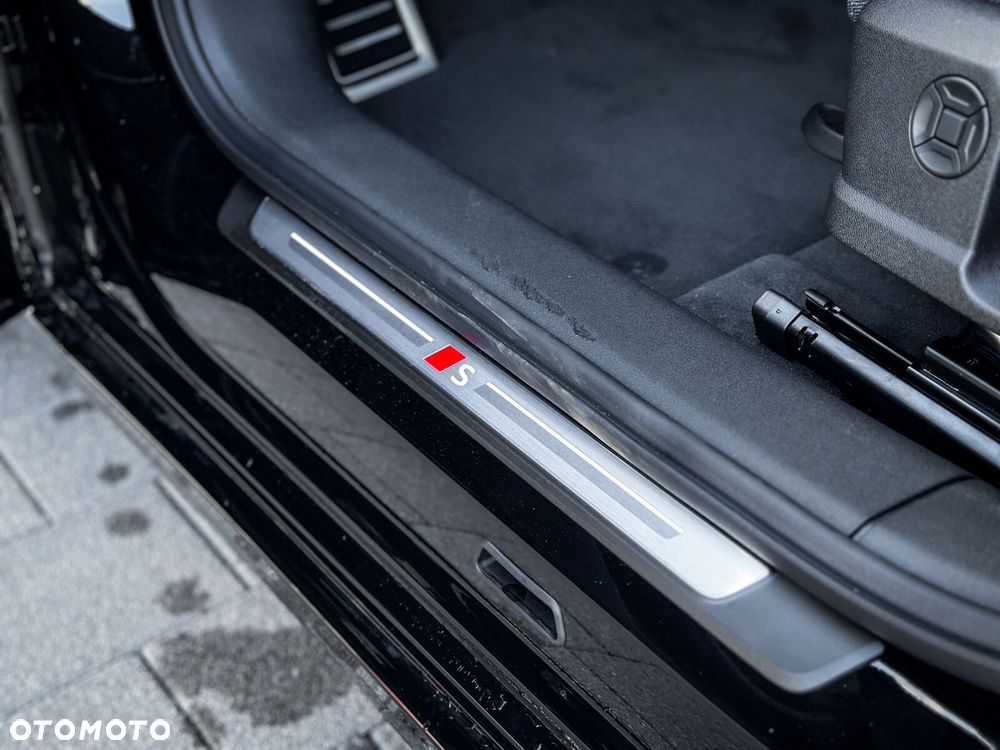 Audi A6 Sportback e-tron - 16