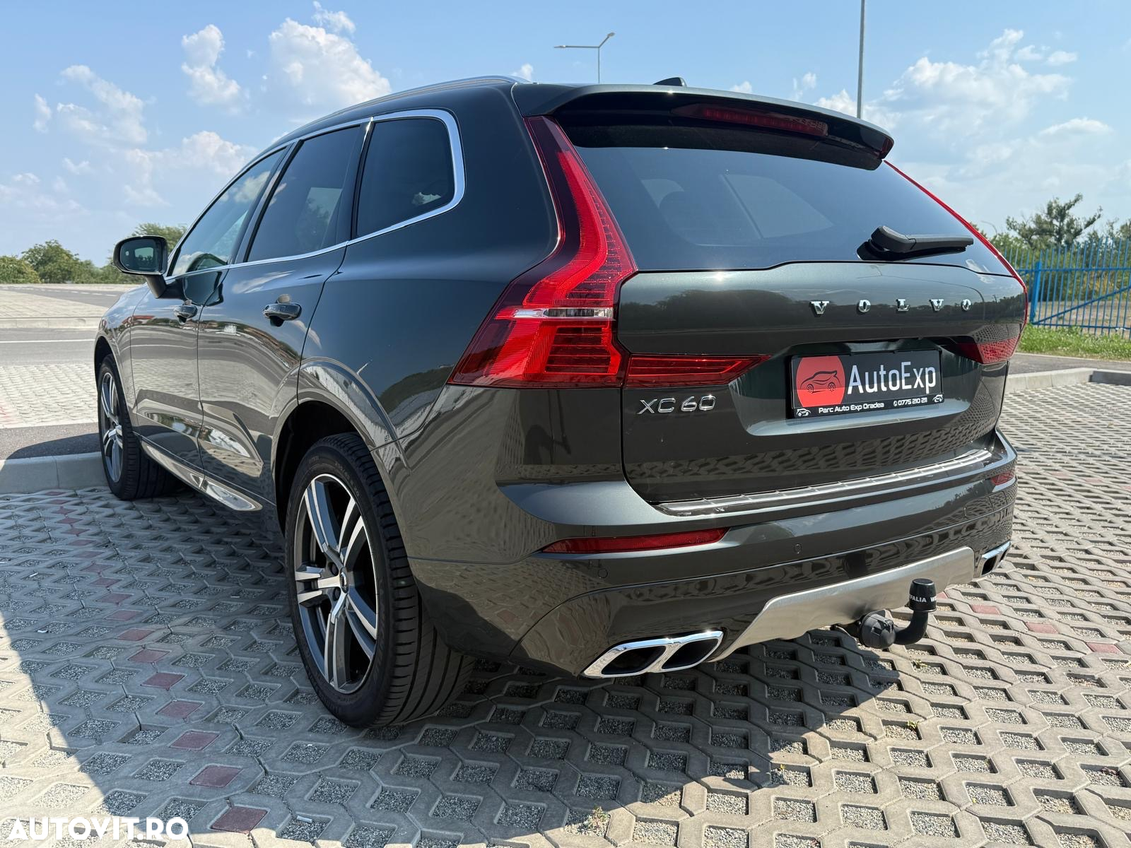 Volvo XC 60 B4 D Geartronic Momentum Pro - 6