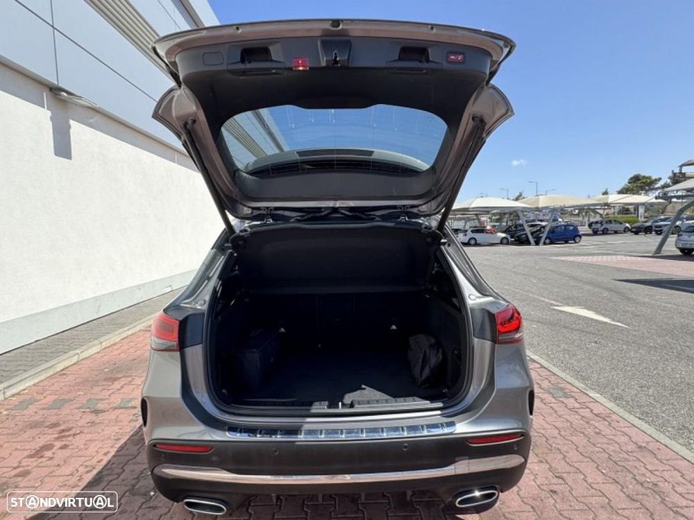 Mercedes-Benz GLA 250 e AMG Line - 36