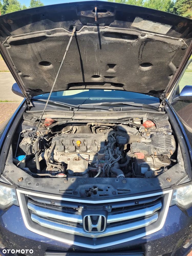 Honda Accord 2.0 Executive - 27
