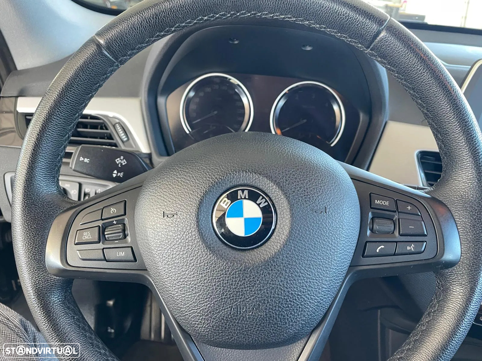 BMW X1 16 d sDrive Advantage - 22