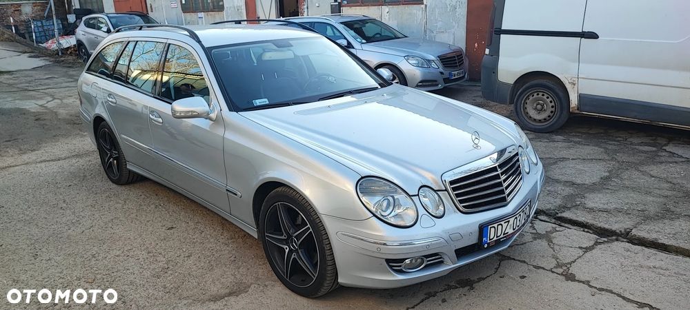 Mercedes-Benz Klasa E 320 CDI 4Matic Automatik Avantgarde DPF - 8