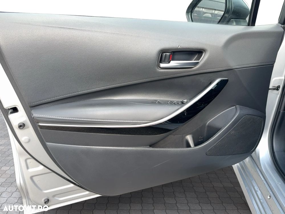 Toyota Corolla Sedan 1.8 HSD Exclusive - 11