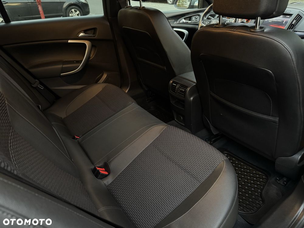 Opel Insignia - 8