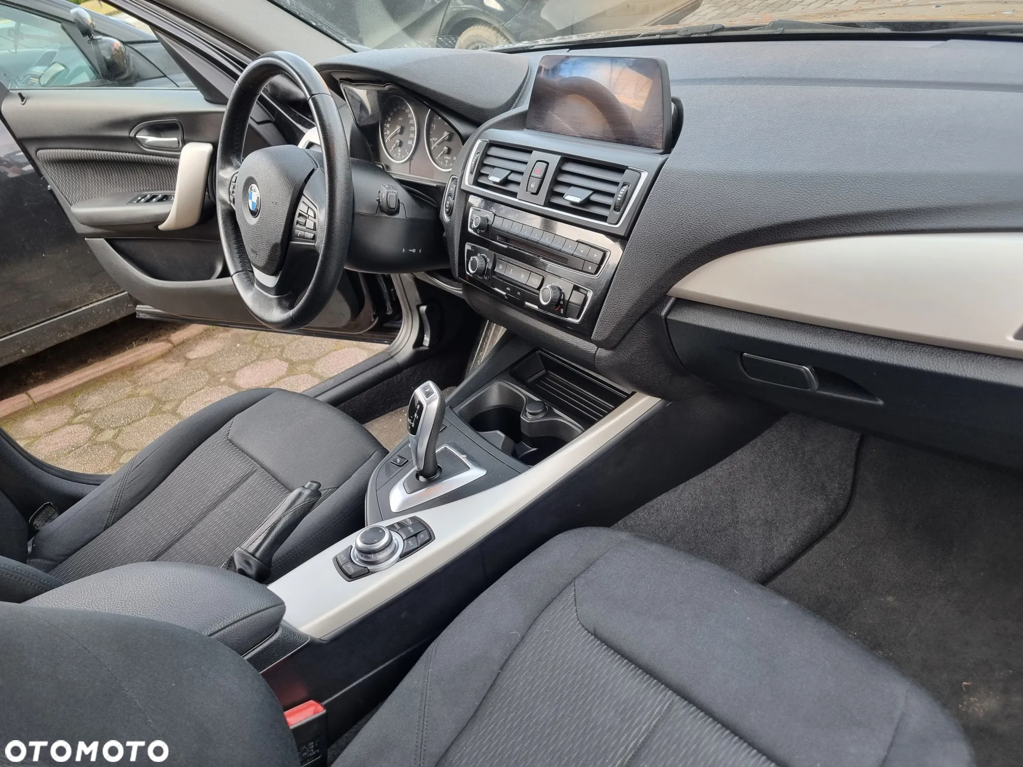 BMW Seria 1 118i Advantage - 10