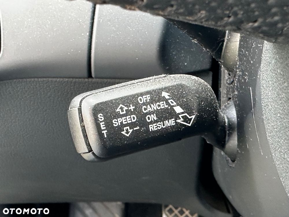 Audi A4 Avant 2.0 TDI Quattro Line - 21