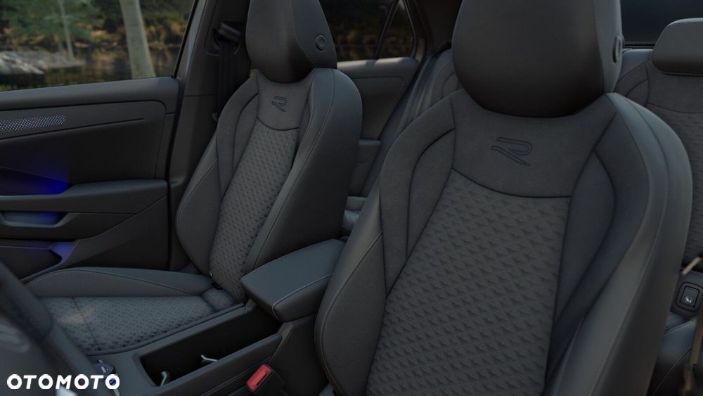 Volkswagen T-Roc 1.5 eTSI R-Line DSG - 12