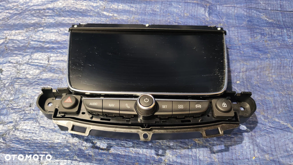 WYŚWIETLACZ EKRAN MONITOR RADIA NAWIGACJI YP000126YX OPEL CROSSLAND X