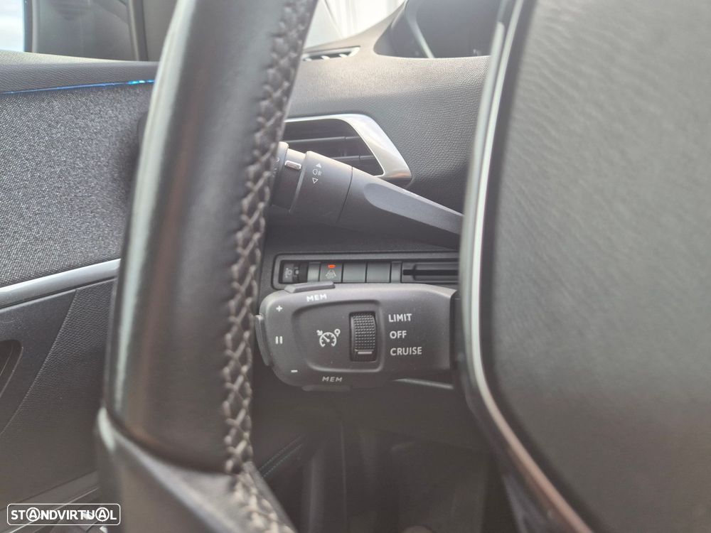 Peugeot 3008 1.5 BlueHDi Allure Pack - 25