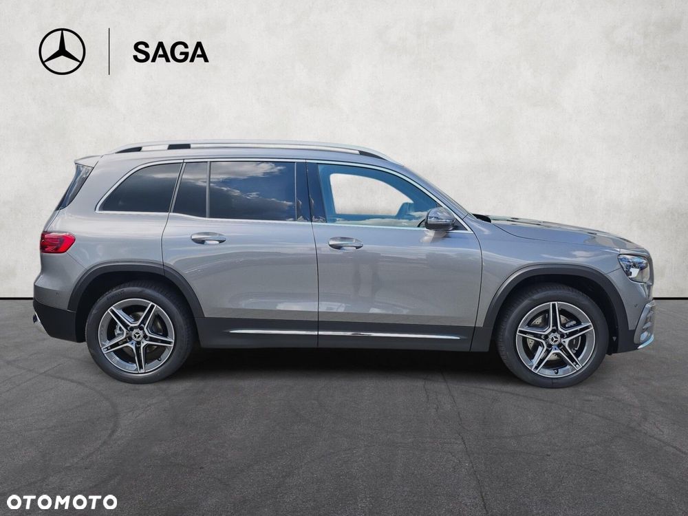 Mercedes-Benz GLB - 4