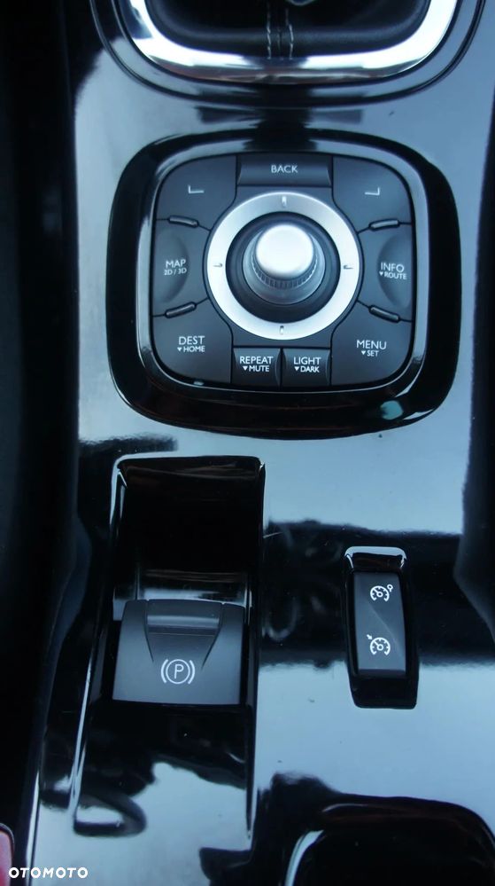 Renault Megane TCe 130 Bose Edition - 27