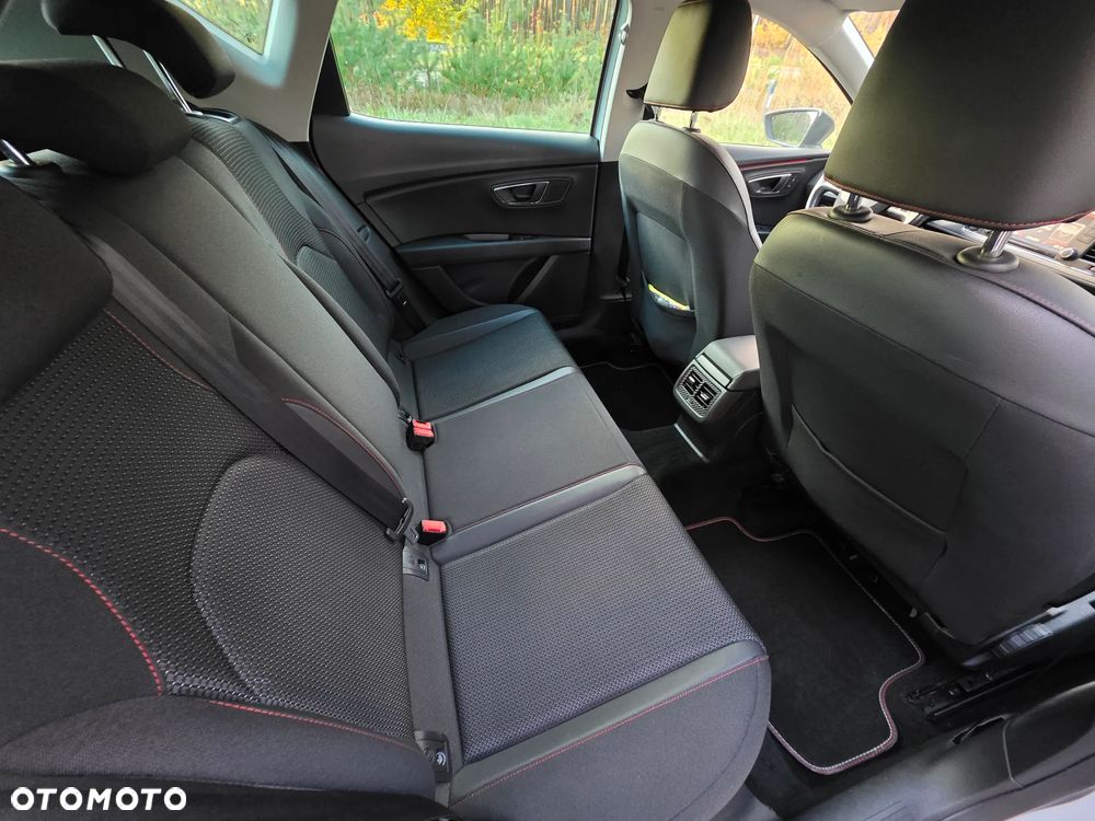 Seat Leon 2.0 TDI DPF Start&Stop DSG FR - 9
