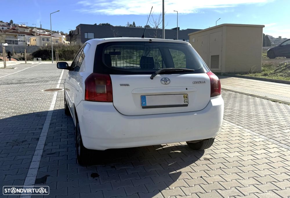 Toyota Corolla - 4