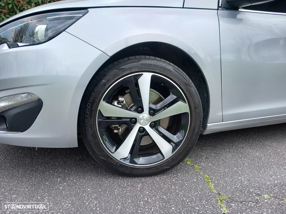 Peugeot 308 BlueHDi FAP 150 Stop&Start Auto Allure - 32