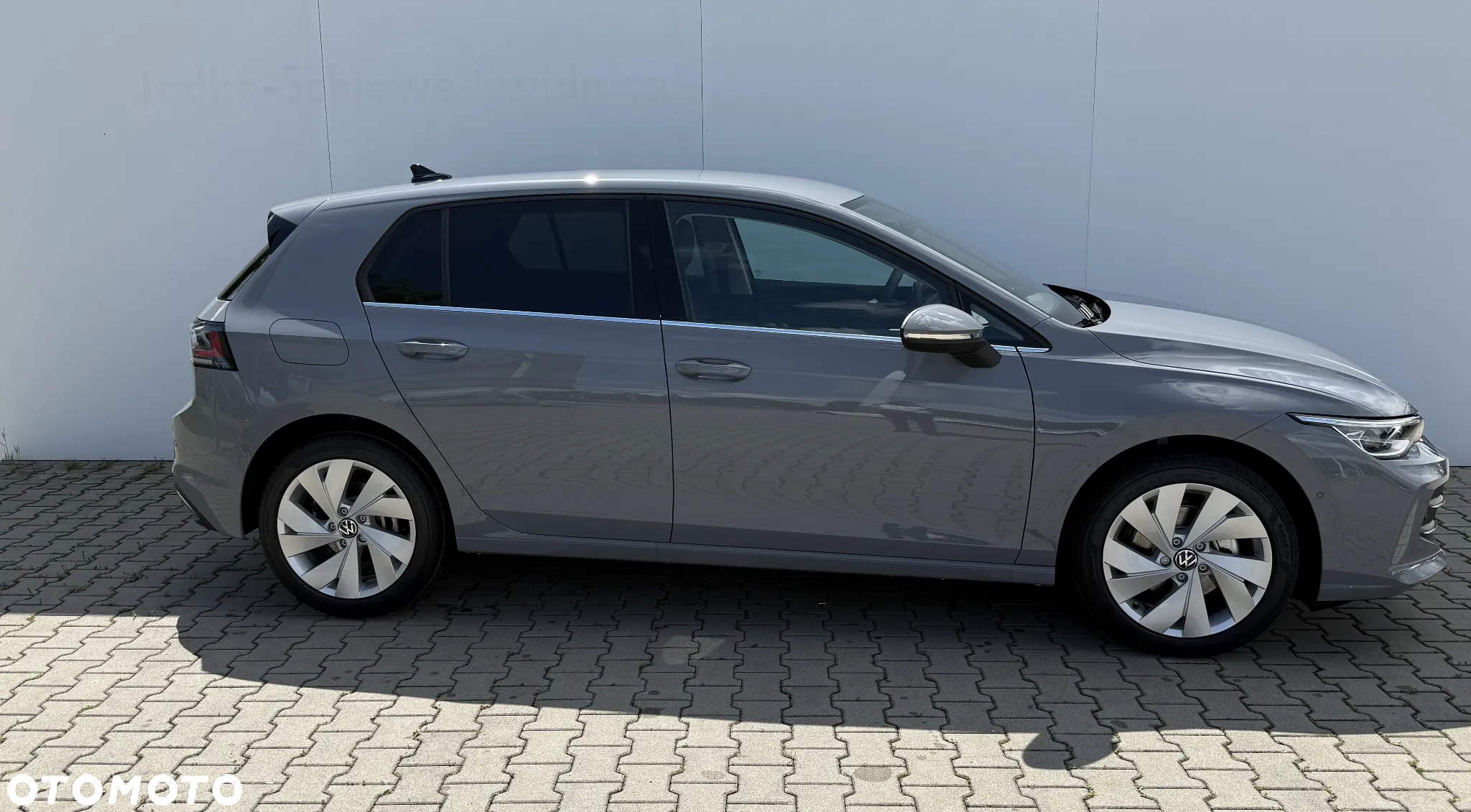 Volkswagen Golf - 5
