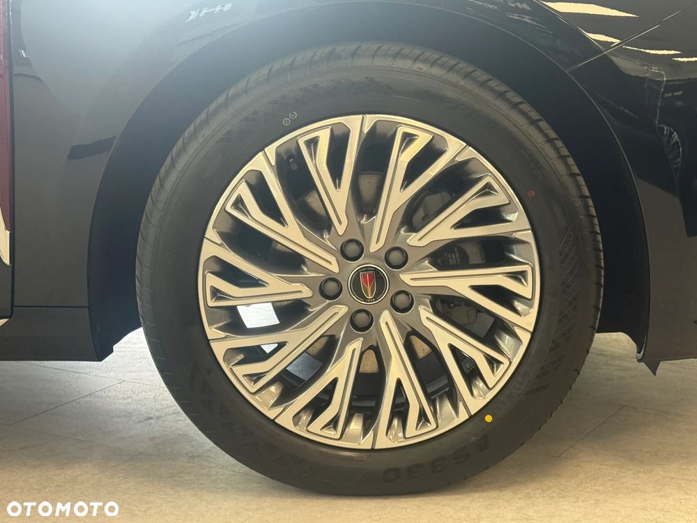 Hongqi H5 2.0T Deluxe - 3