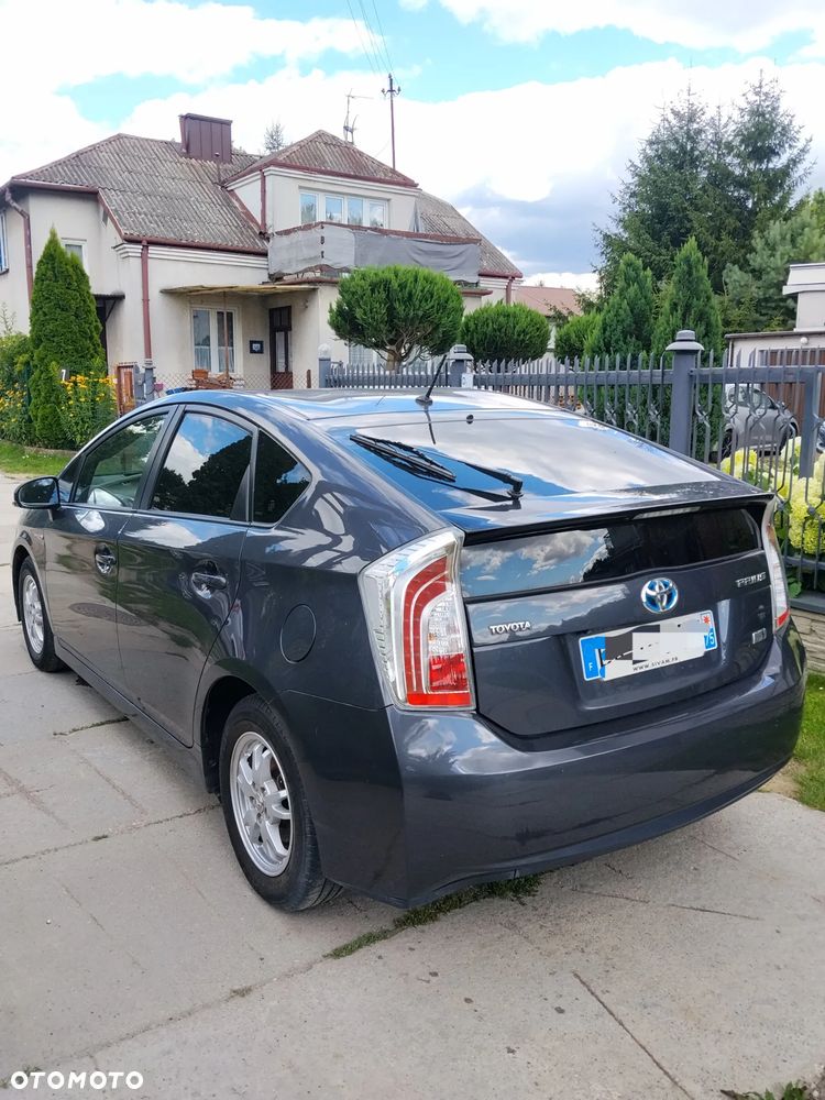 Toyota Prius 1.8 Hybrid Premium - 4