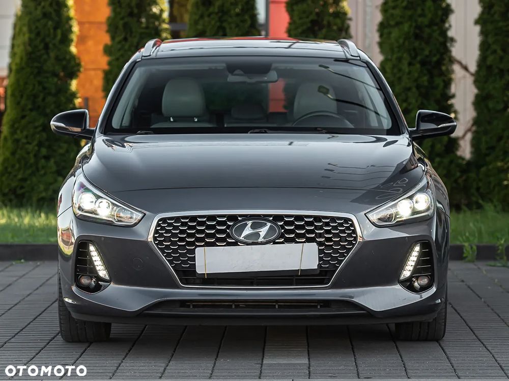 Hyundai i30 1.4 T-GDI DCT Premium - 4
