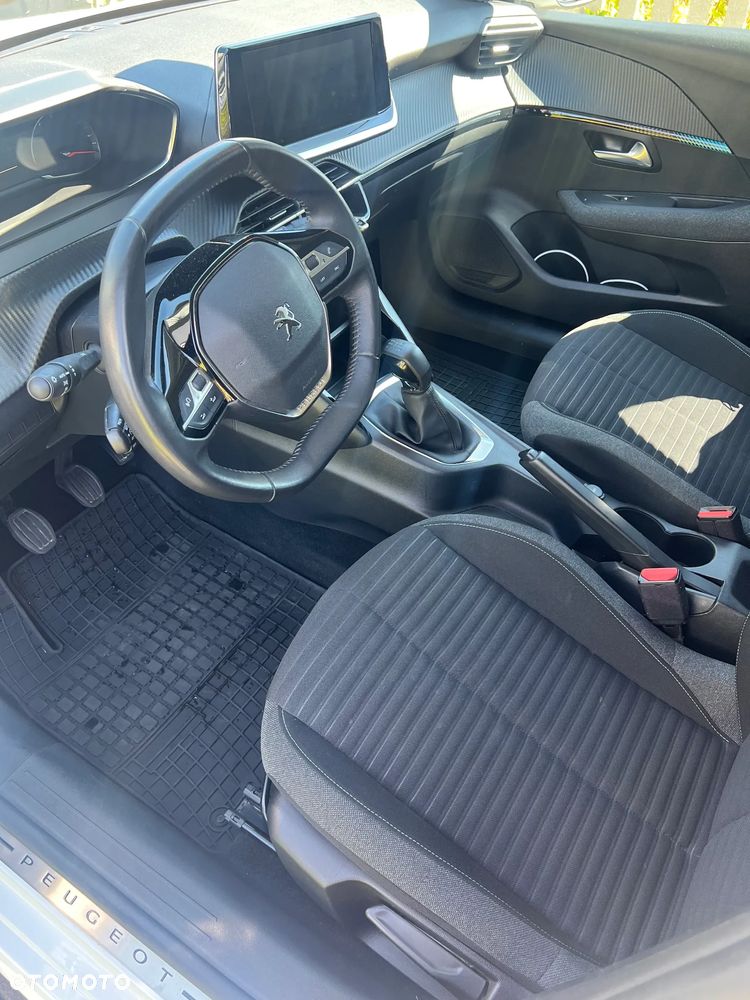 Peugeot 208 1.2 PureTech Style S&S - 9